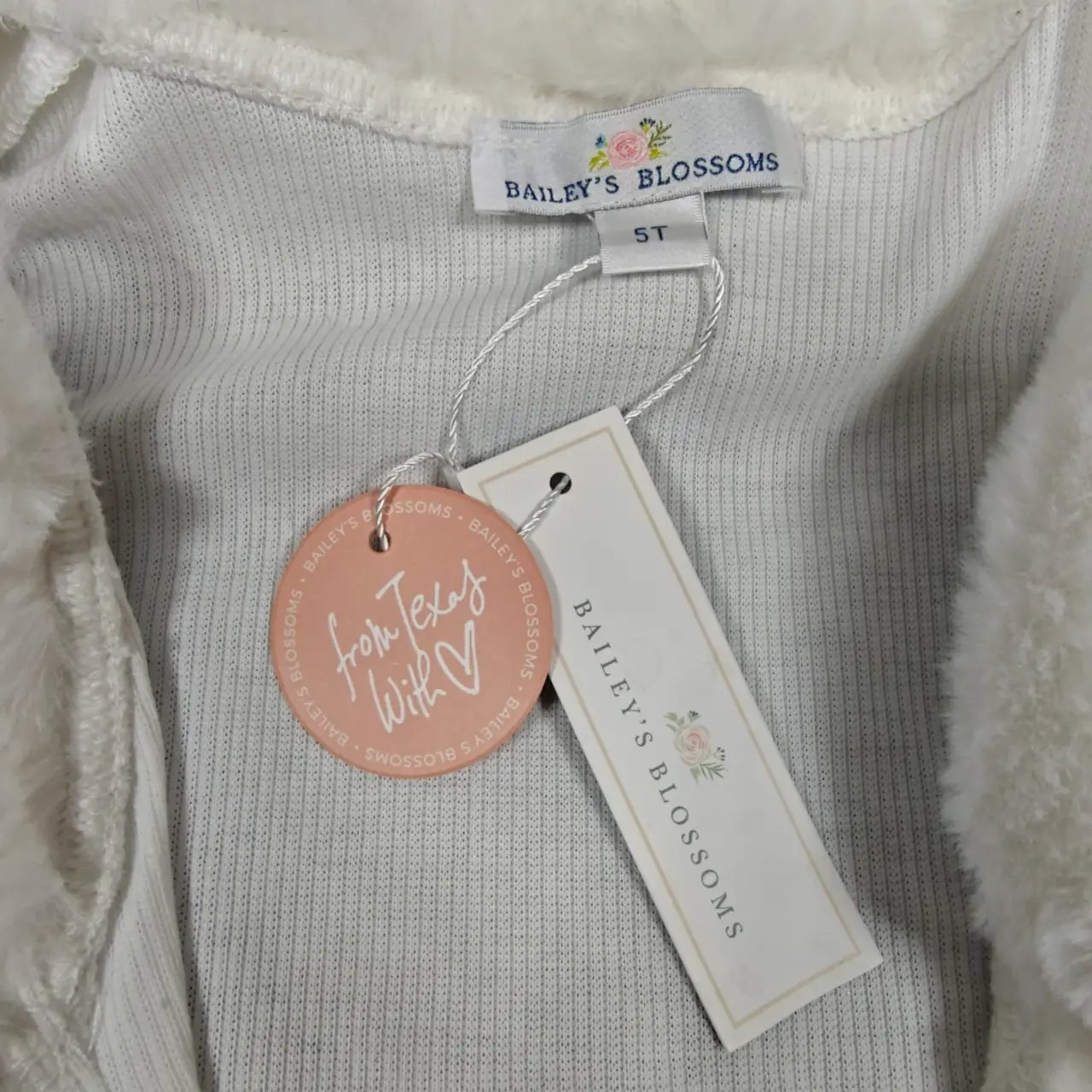 Bailey's Blossoms Girls Faux Fur Trim Ribbed Duster Cardigan Cream 5T NWT thumbnail 3