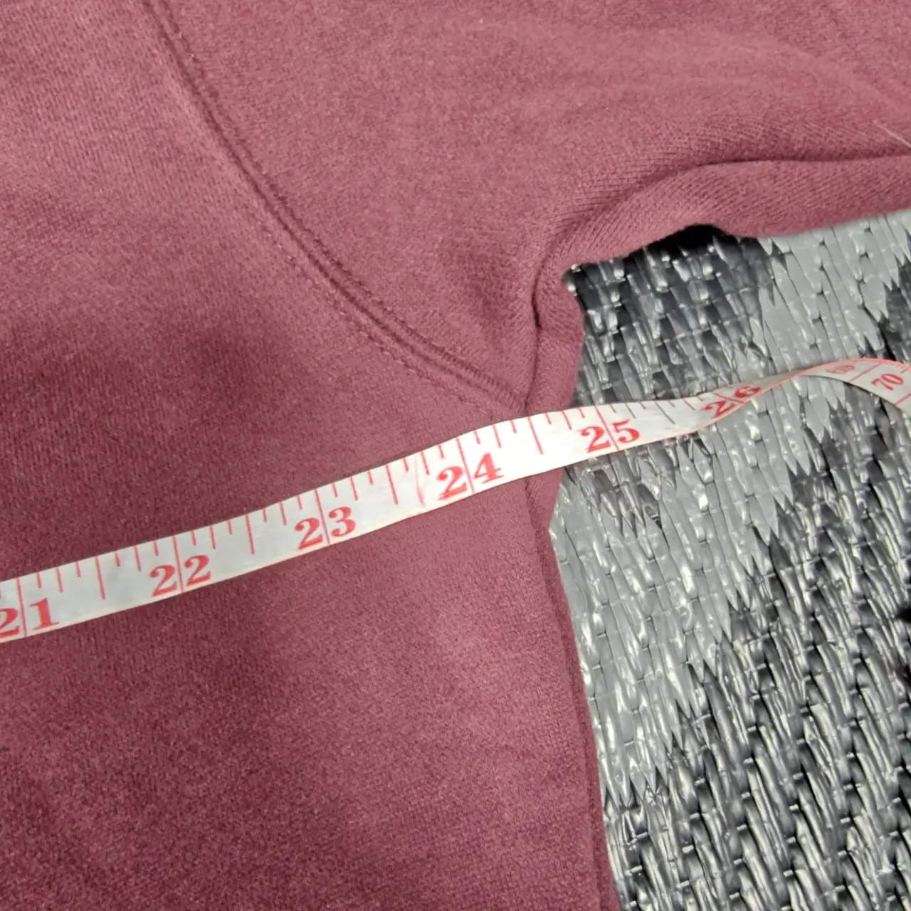 Comfrt Fleece Pullover Hoodie Mauve Plum Size M NWOT thumbnail 9