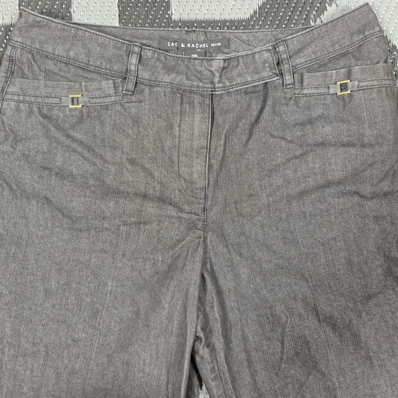 Zac & Rachel Petite Women's Gray Stretch Cropped Capri Pants Size 12P thumbnail 3