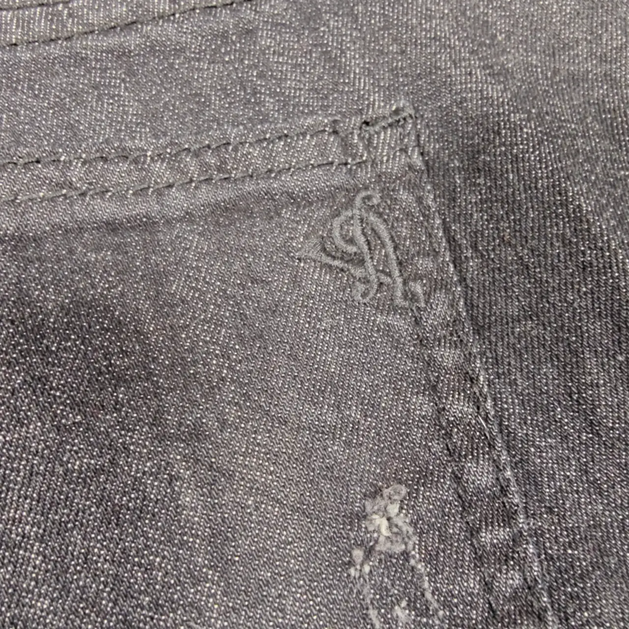 VIP Jeans Women's Size 19/20 Distressed Ripped Black Denim Jeans thumbnail 8