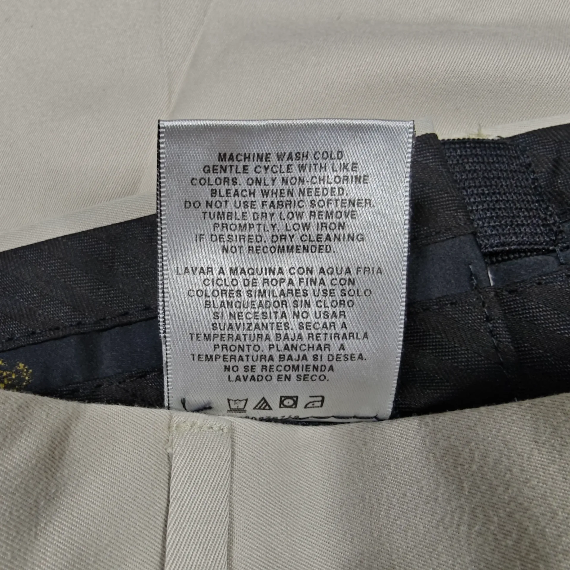 NWT Savane Men's Pleated Microfiber Dress Pants Stone 38x30 Comfort Waist thumbnail 7