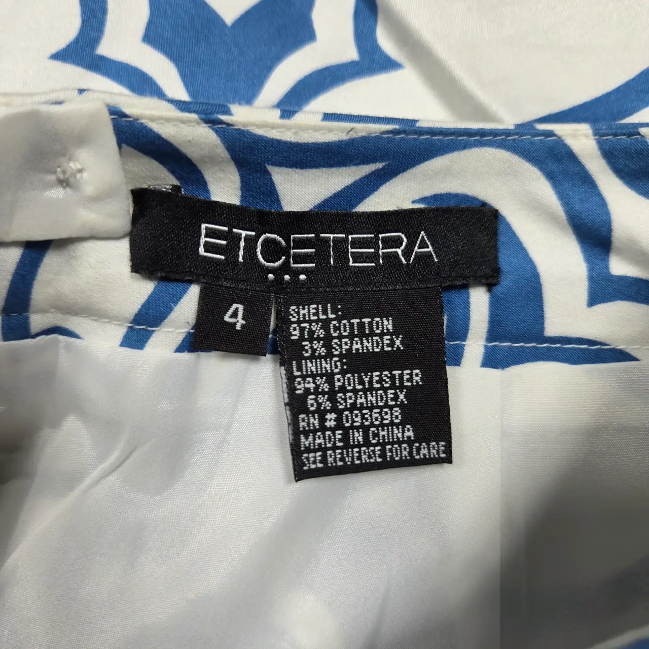 Etcetera Blue and White Damask Pleated Waist Pencil Skirt Size 4 thumbnail 4