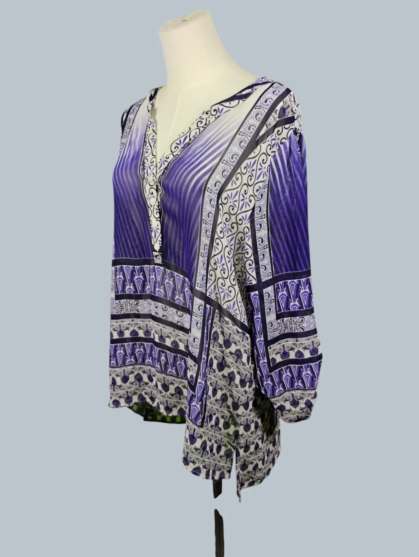Mushka by Sienna Rose, Inc. PXL Purple White Patterned V-Neck Blouse Tunic thumbnail 3