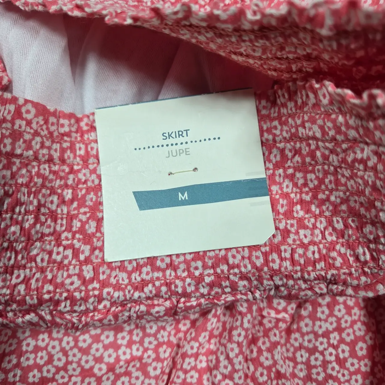 Old Navy Floral Smocked Waist Mini Skirt Pink Size M NWT thumbnail 4