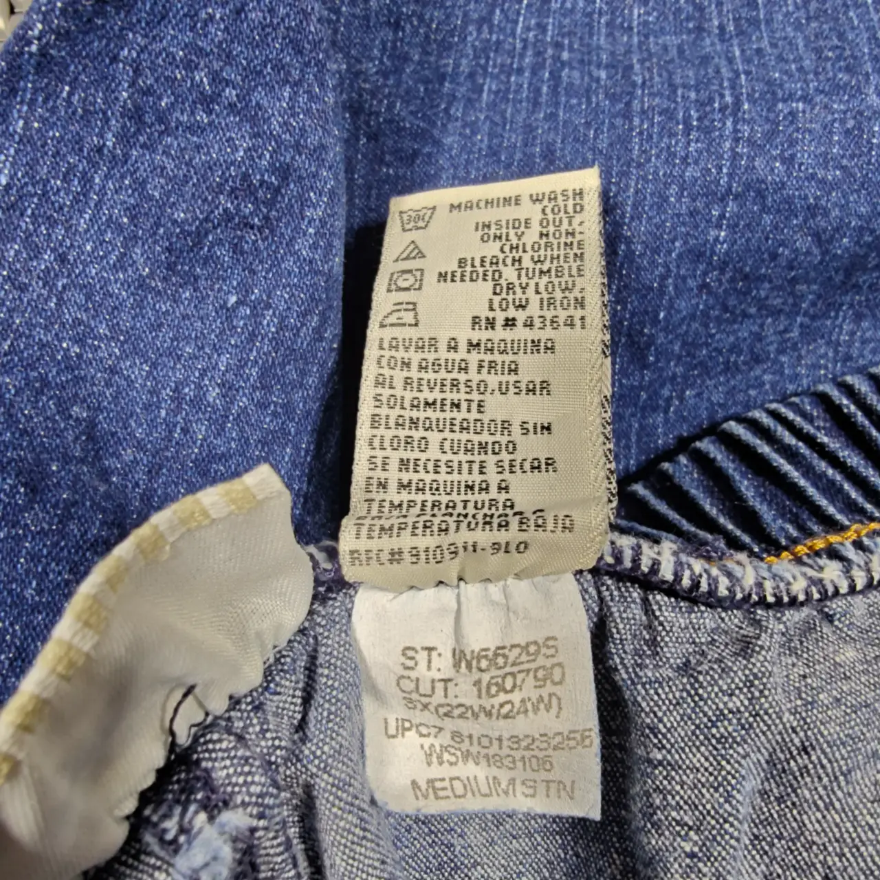 White Stag Woman Stretch Denim Elastic Waist Capri Crop Pants 3X 22W 24W thumbnail 5