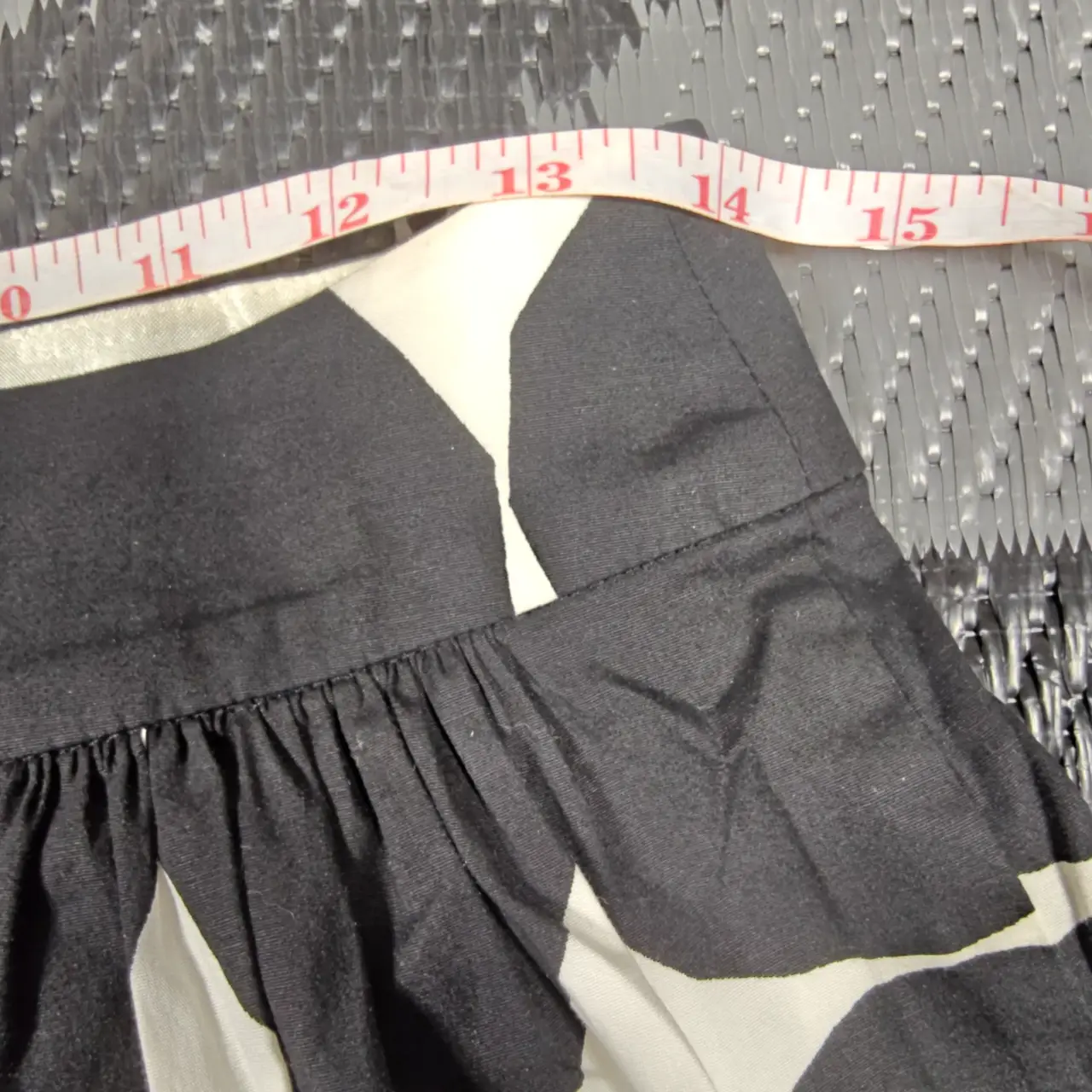 Banana Republic x Marimekko Dot Print Pleated Skirt Size 2 thumbnail 9