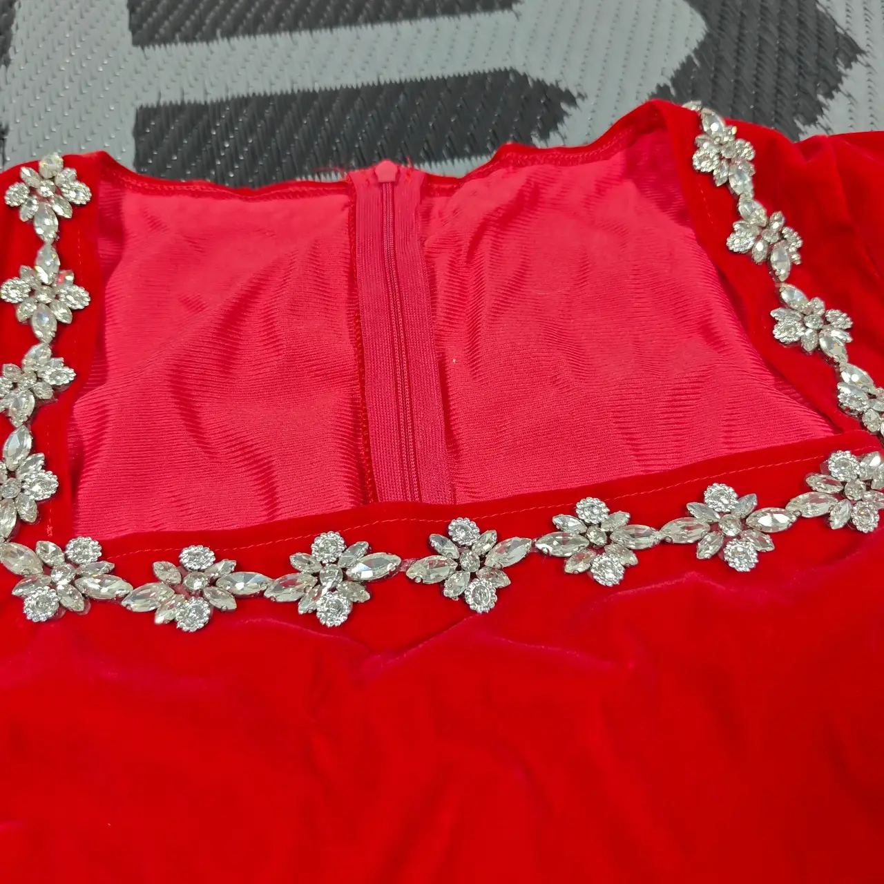 Red Velvet Crystal Embellished Square Neck Long Sleeve Mini Dress Size S thumbnail 9