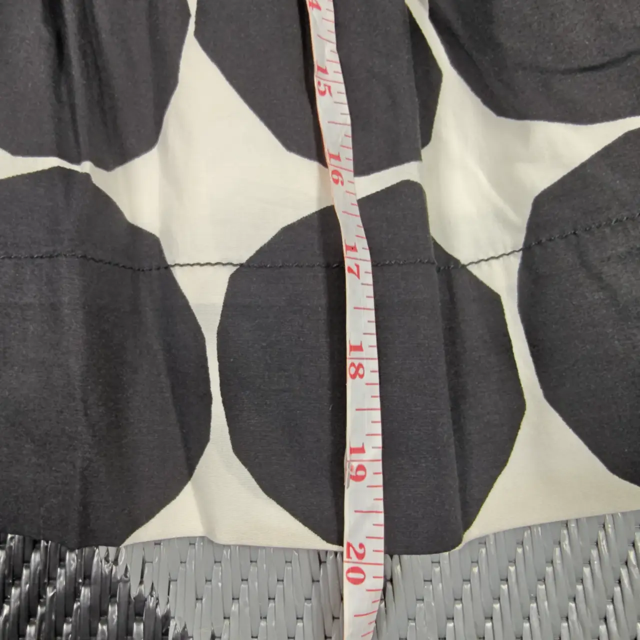 Banana Republic x Marimekko Dot Print Pleated Skirt Size 2 thumbnail 8